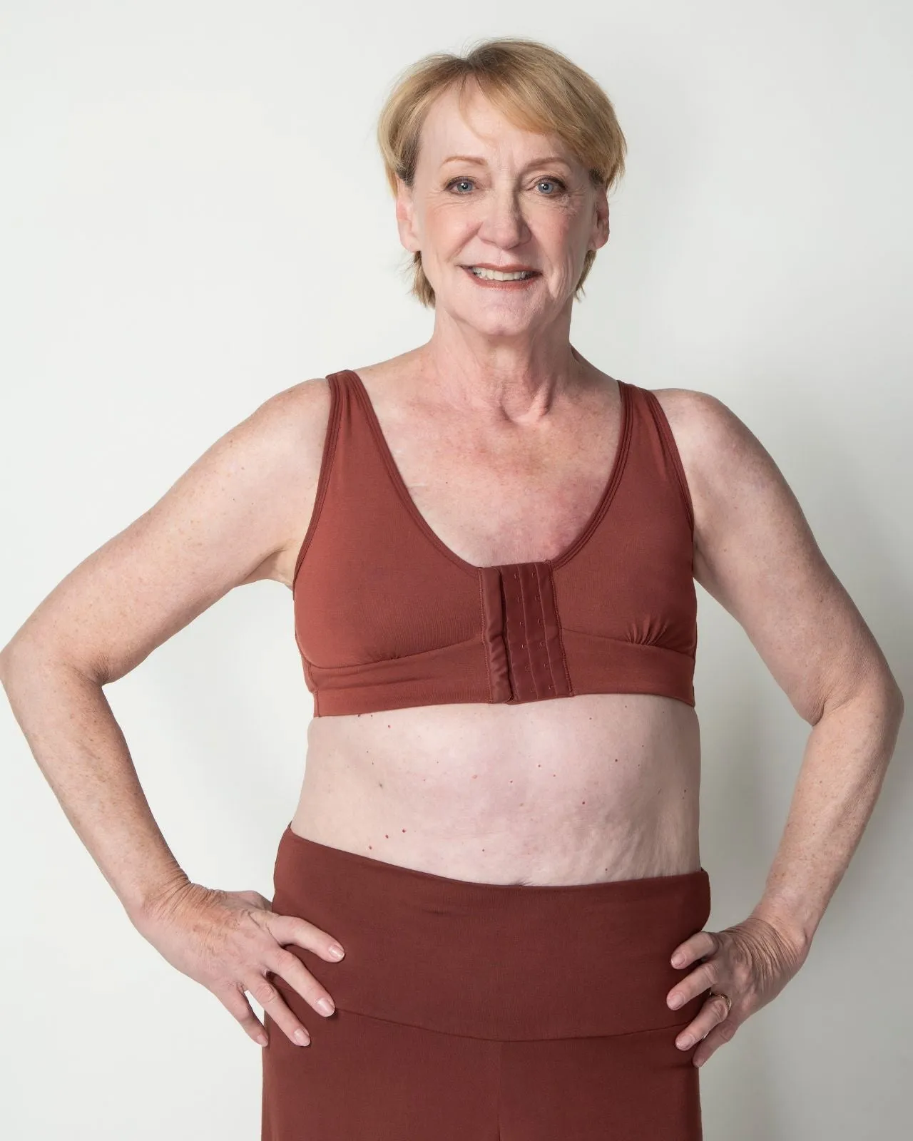 Rora Pocketed Front Closure Bra