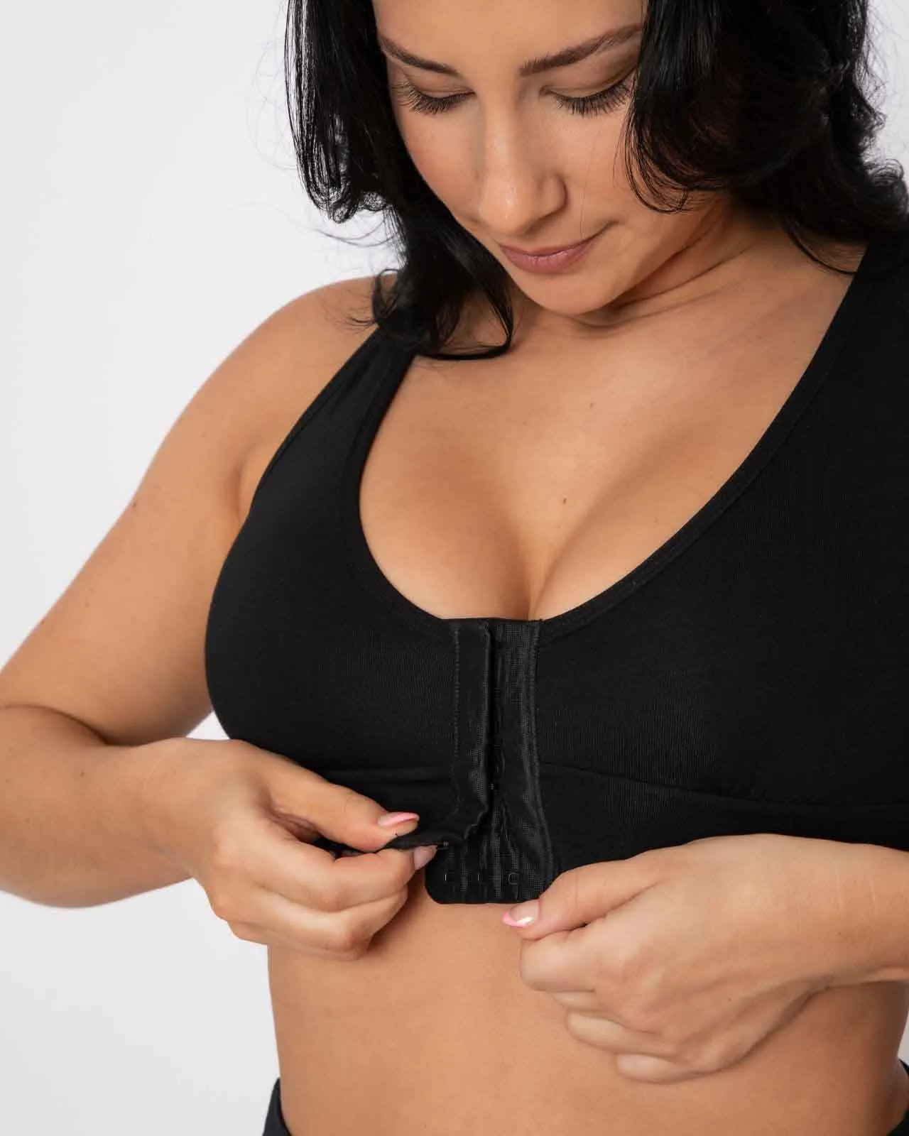 Rora Pocketed Front Closure Bra