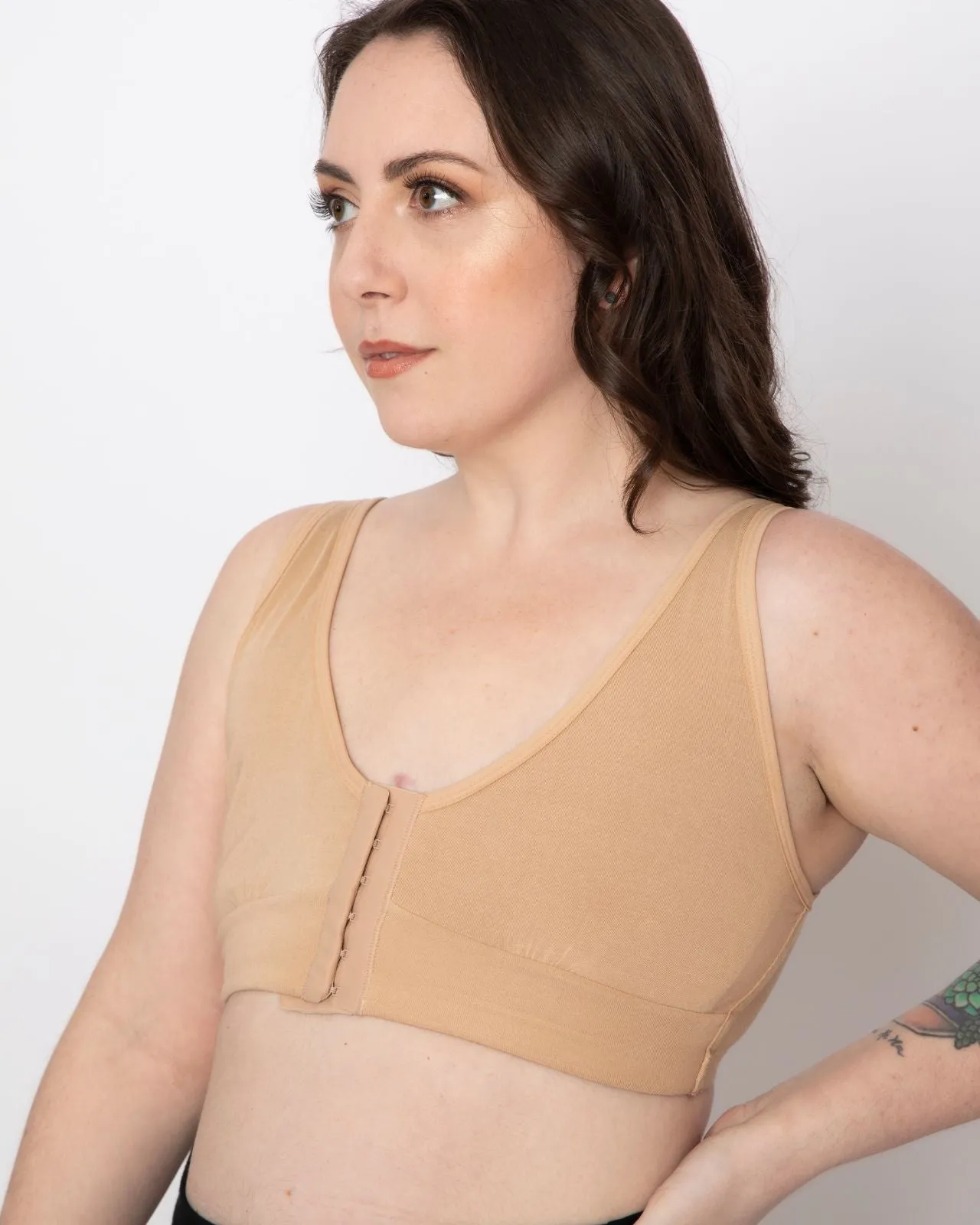 Rora Pocketed Front Closure Bra