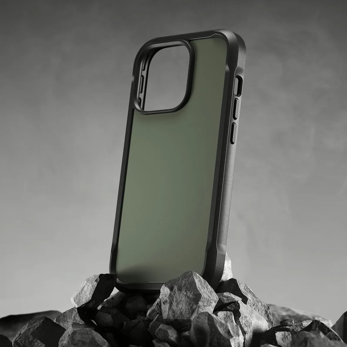Rugged Protective MagSafe Case for iPhone 14 Plus / 15 Plus
