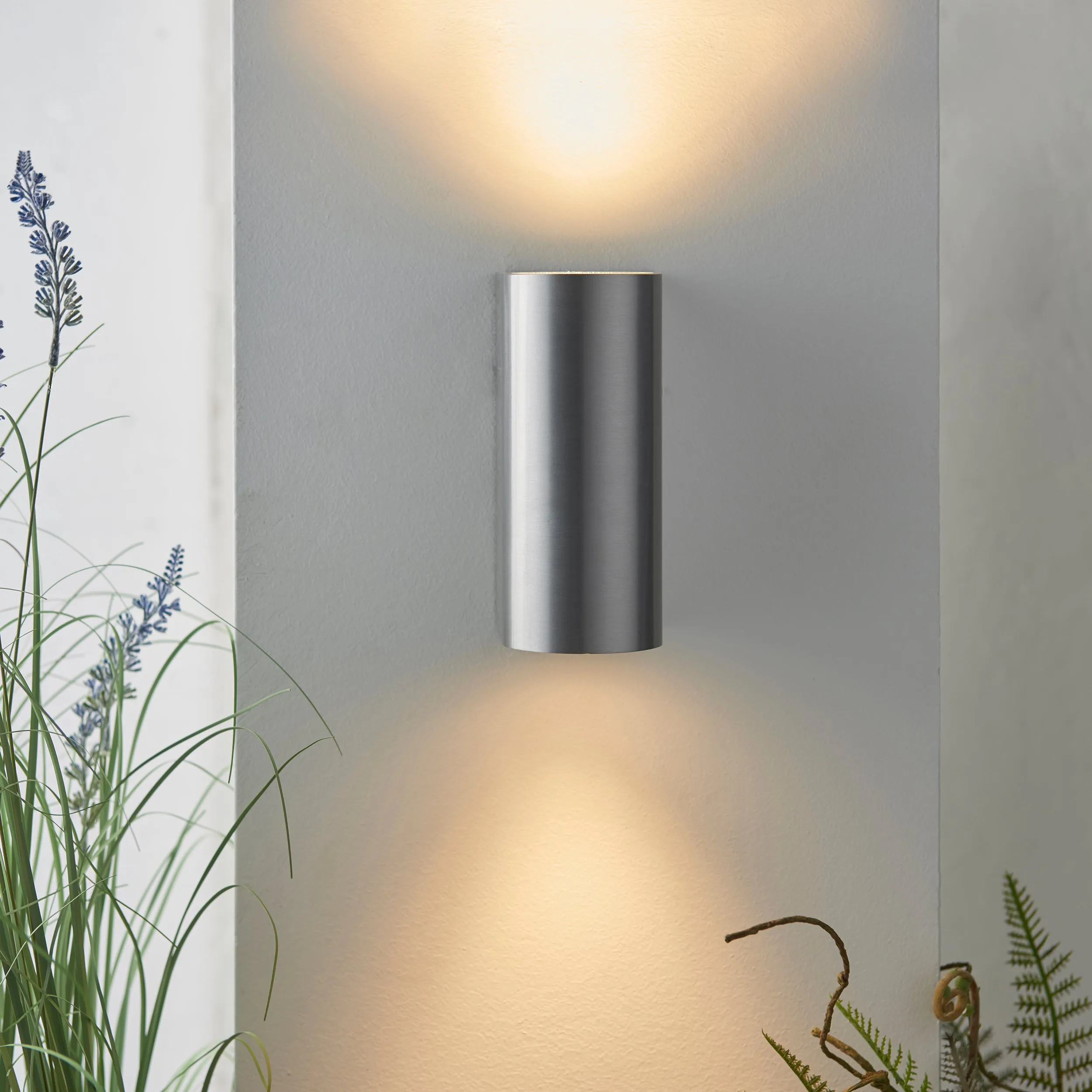 Saxby 13915 Doron 2lt wall IP44 35W Brushed alloy & clear glass 2 x 35W GU10 reflector (Required)