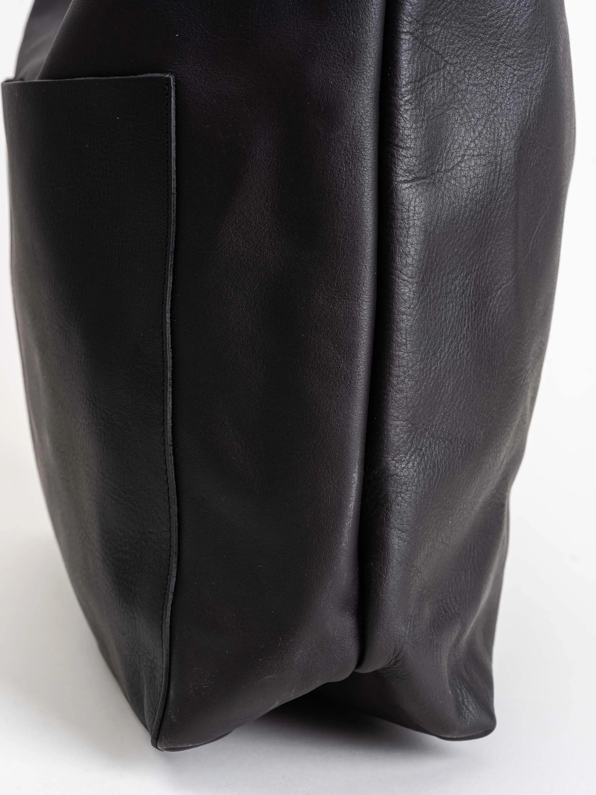 shopper tote- jet black