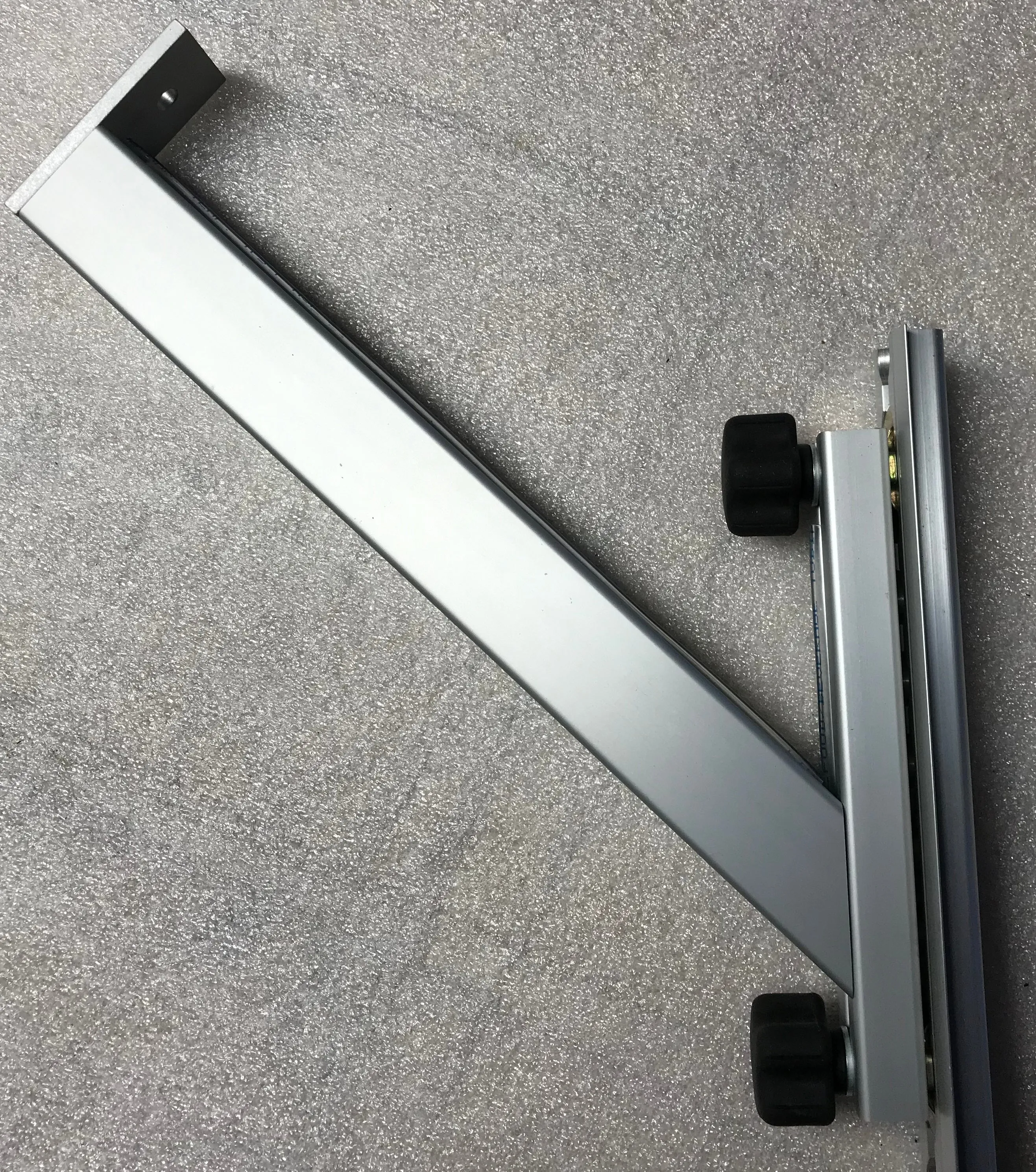 Ski & Snowboard Rack