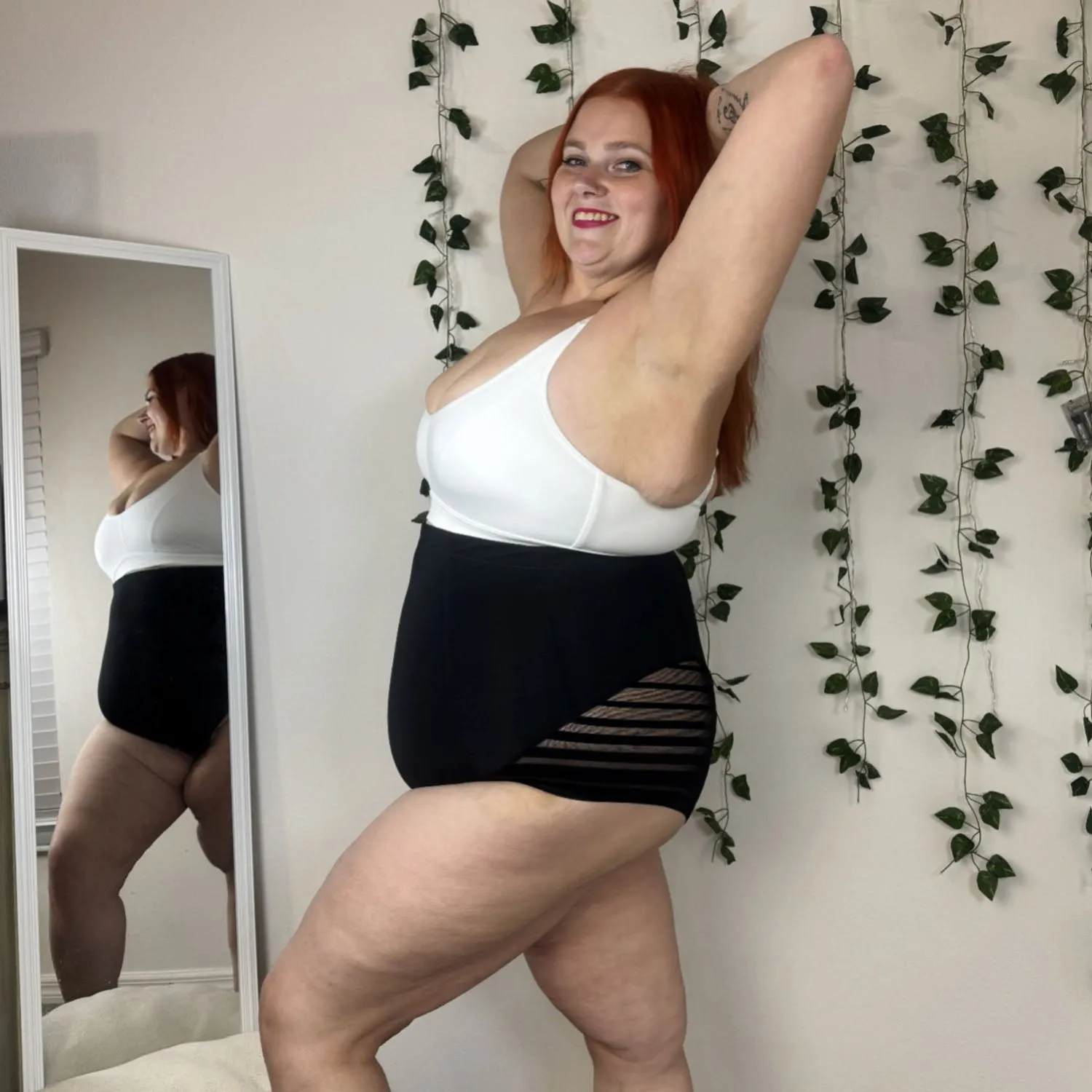 Smoothwear Super High Waist Knickers