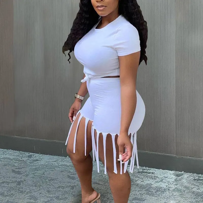 Solid Short Sleeve Crop Top & Tassel Design Shorts Set