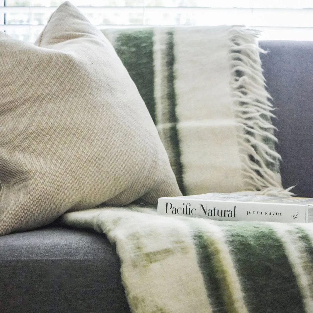 Solola Wool Blanket  //  Cream/Green