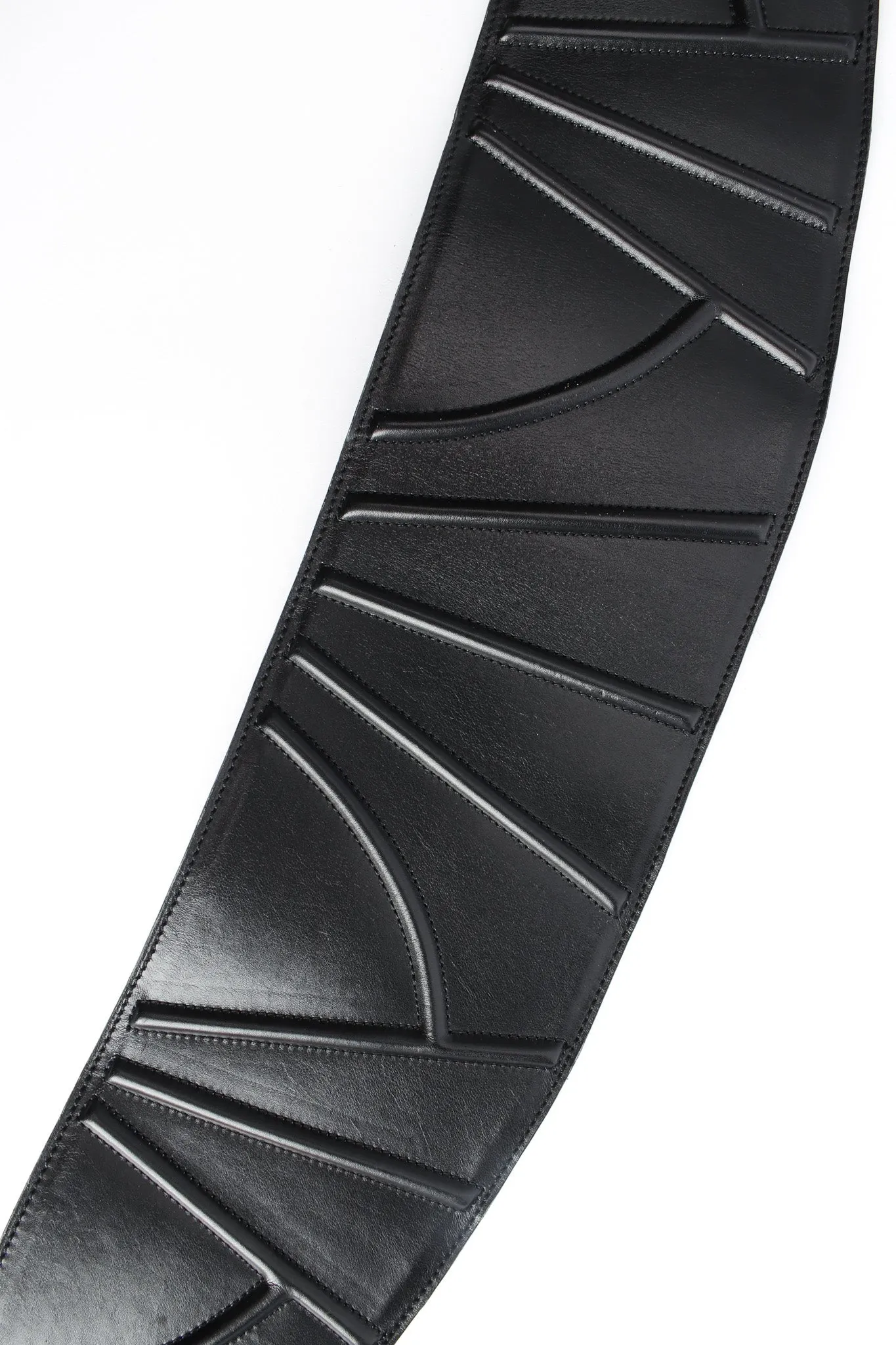 Textured Geo Leather Waist Belt