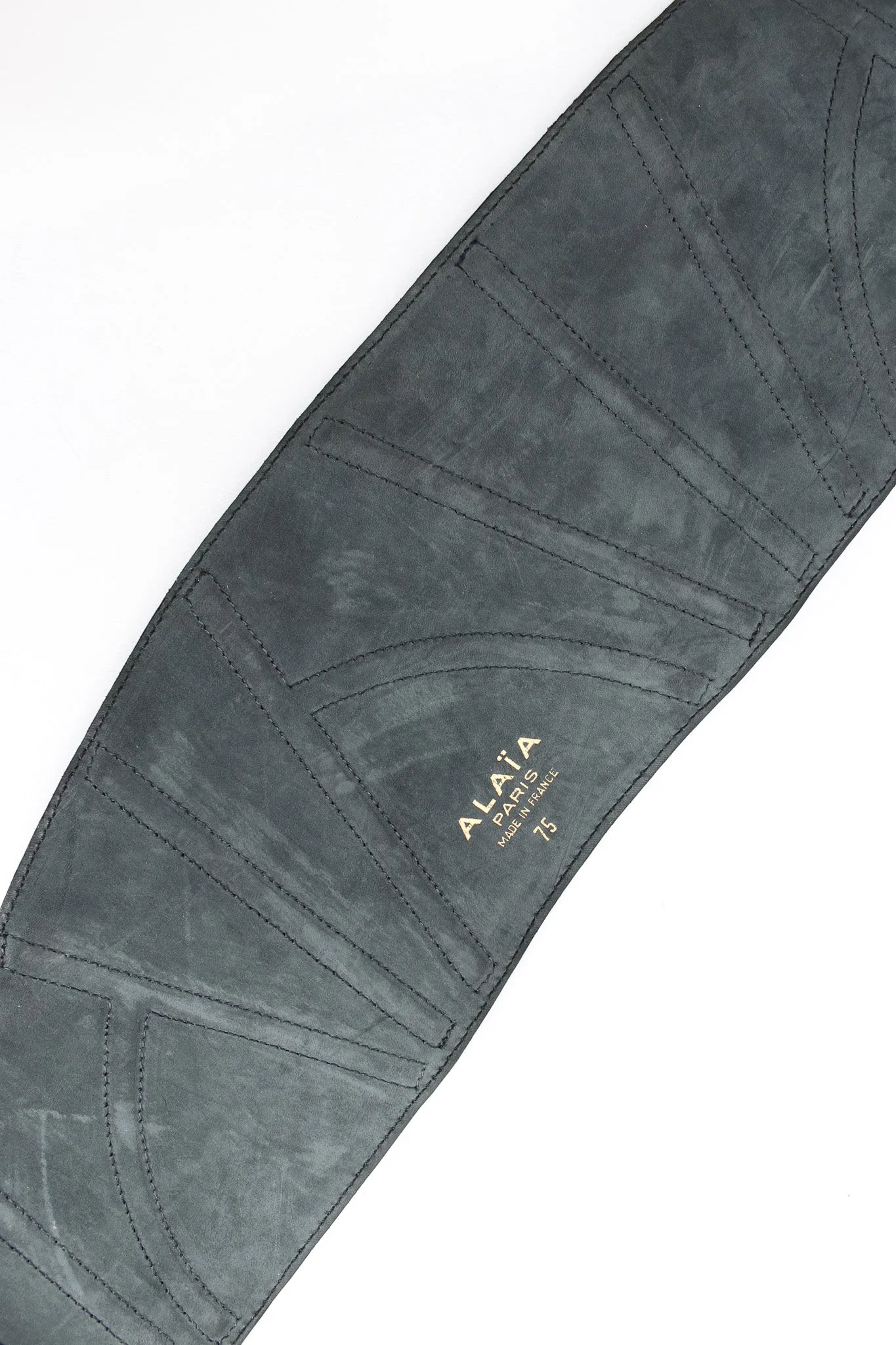 Textured Geo Leather Waist Belt