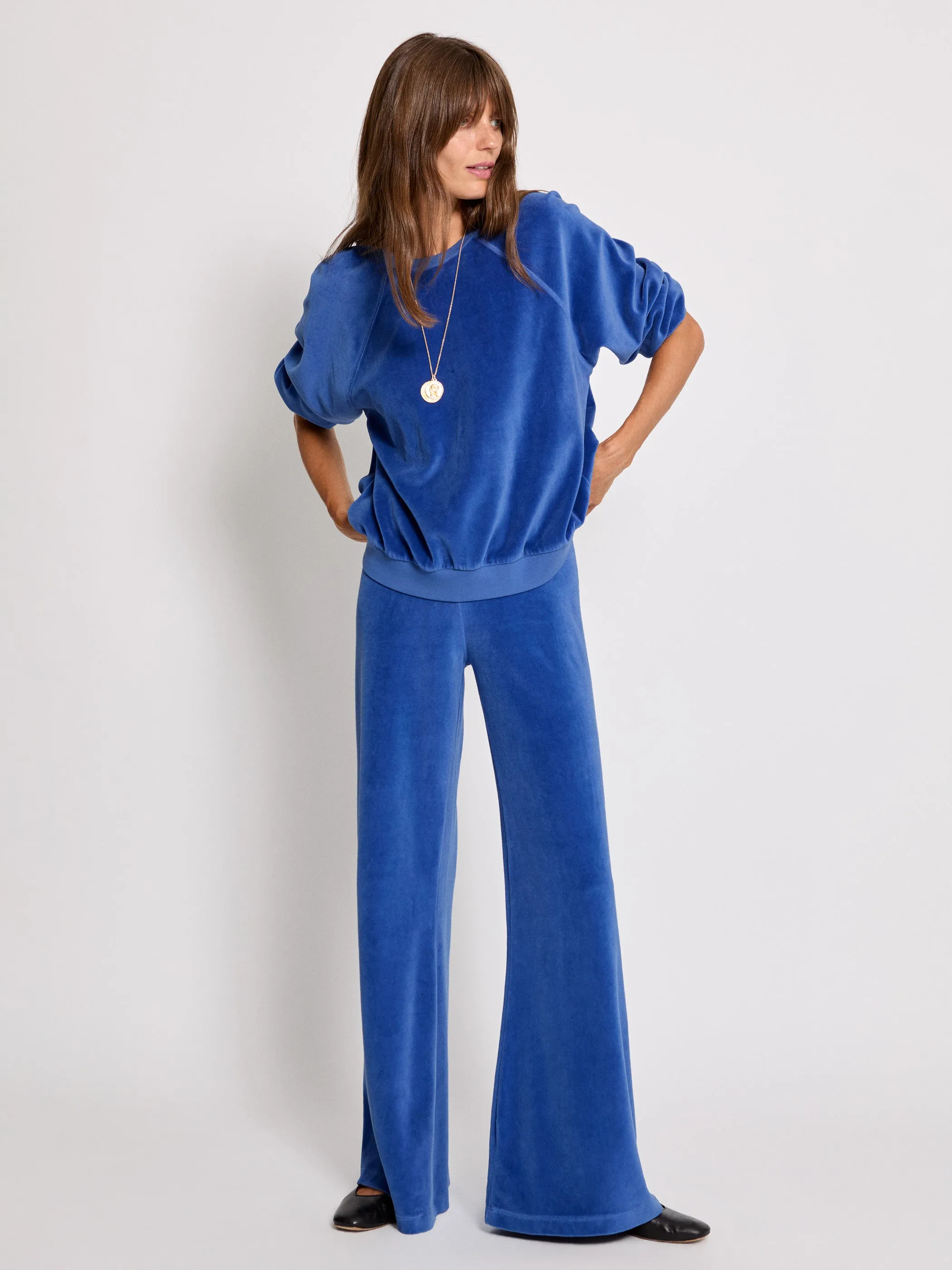 The Samos Oversized Sweatshirt in Velour