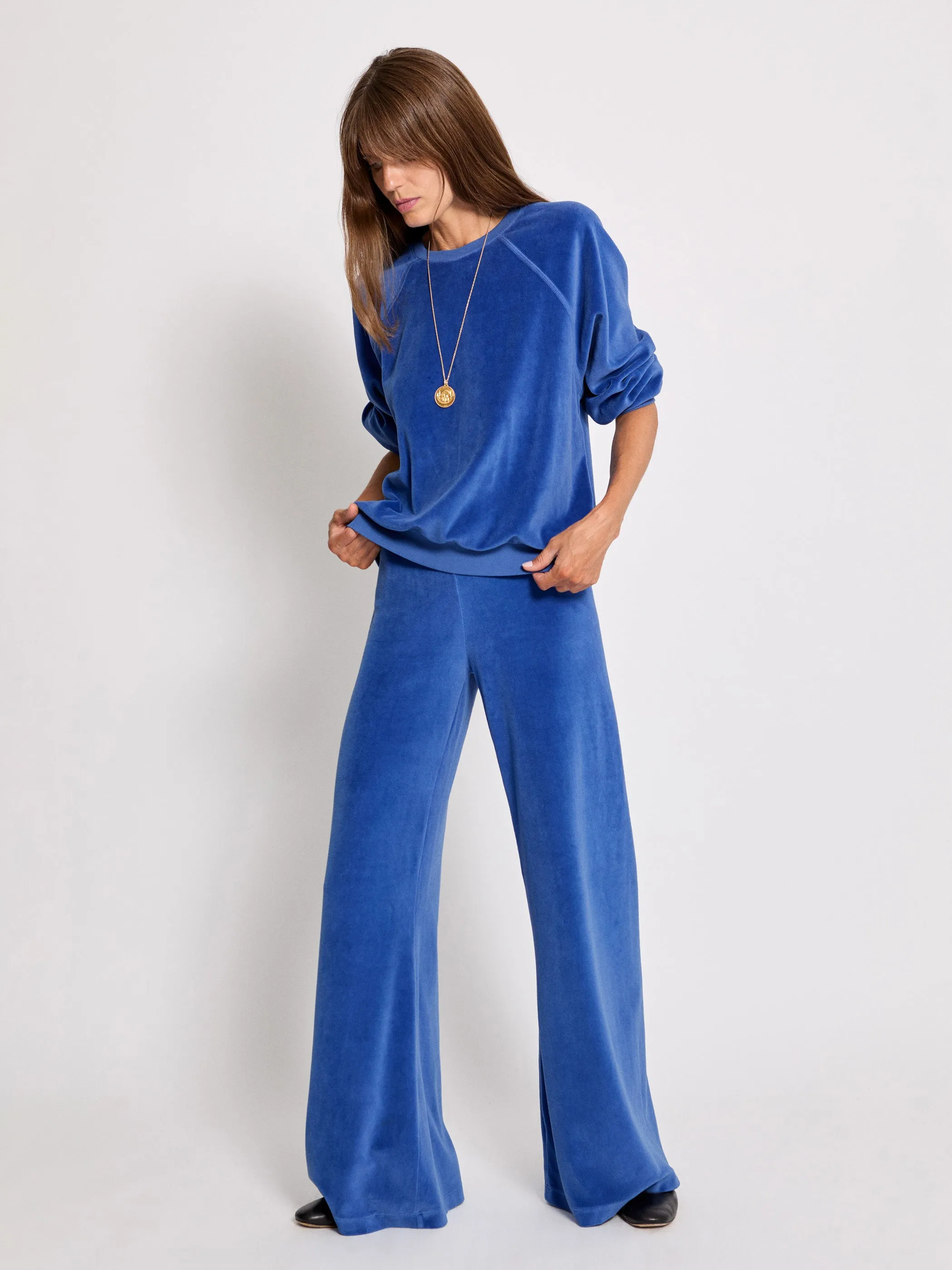 The Samos Oversized Sweatshirt in Velour