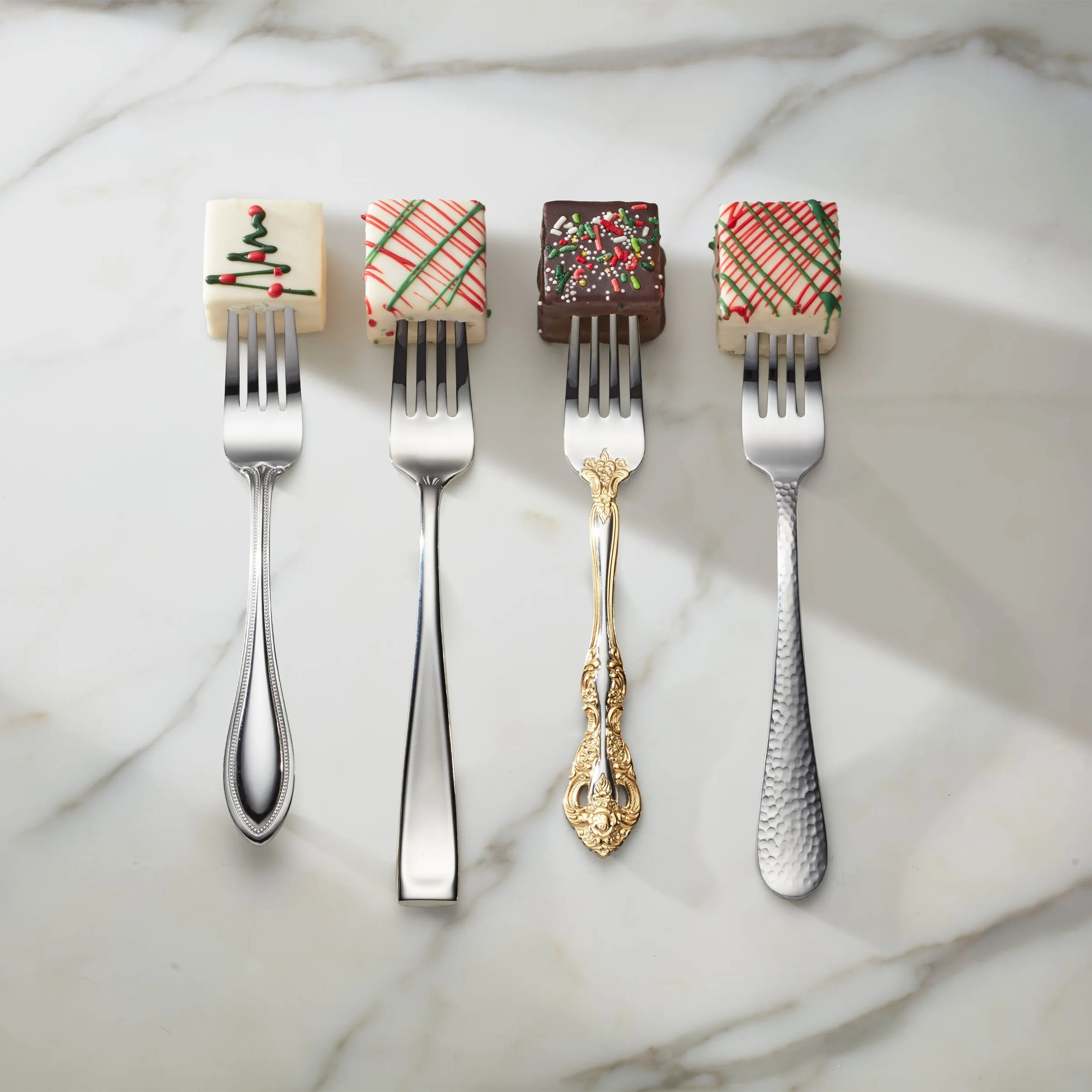 Tibet 45 Piece Everyday Flatware Set