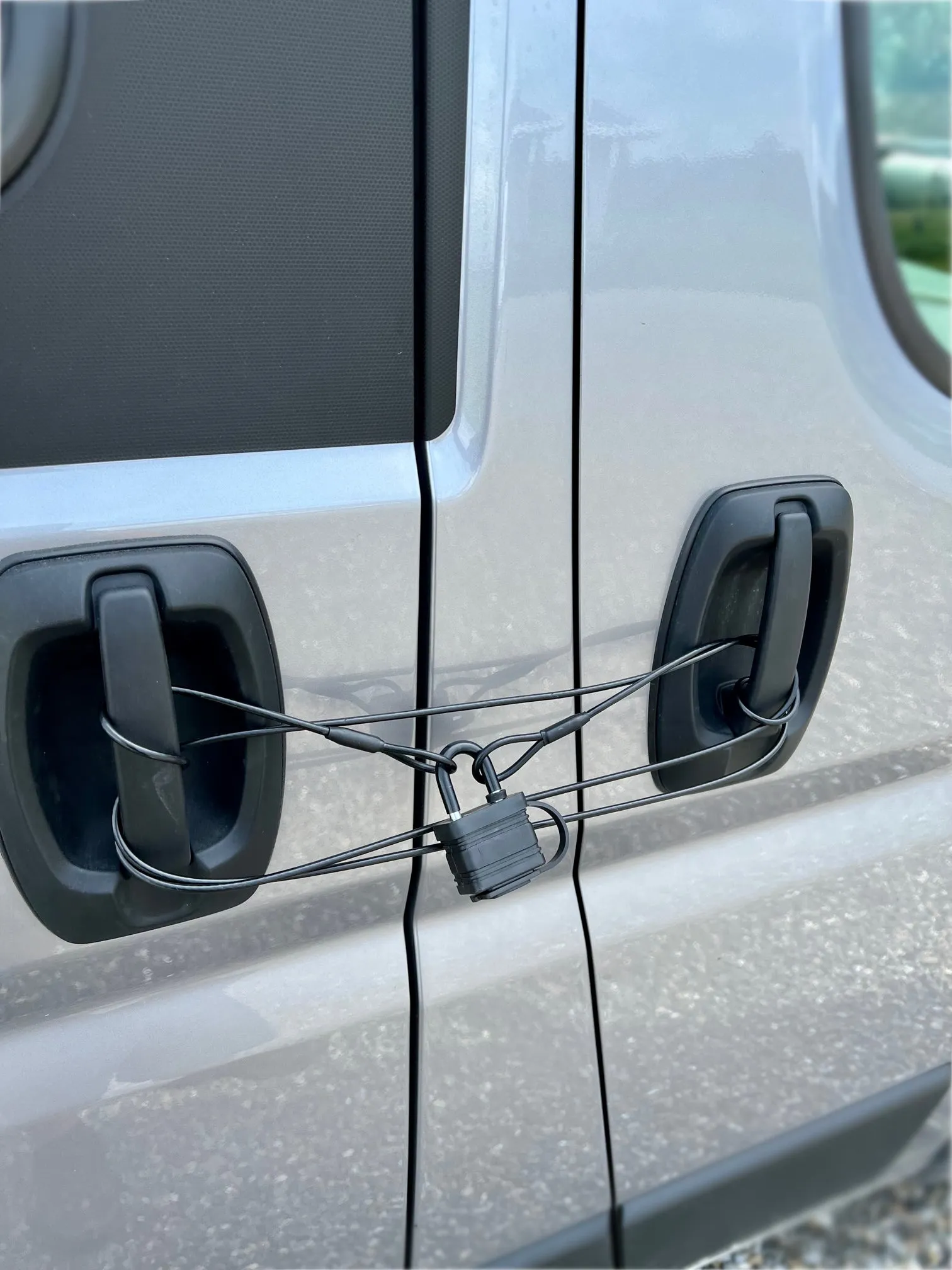 UN-Y-Lock Sicherungsseil für Solartasche, Stühle, Räder und mehr...