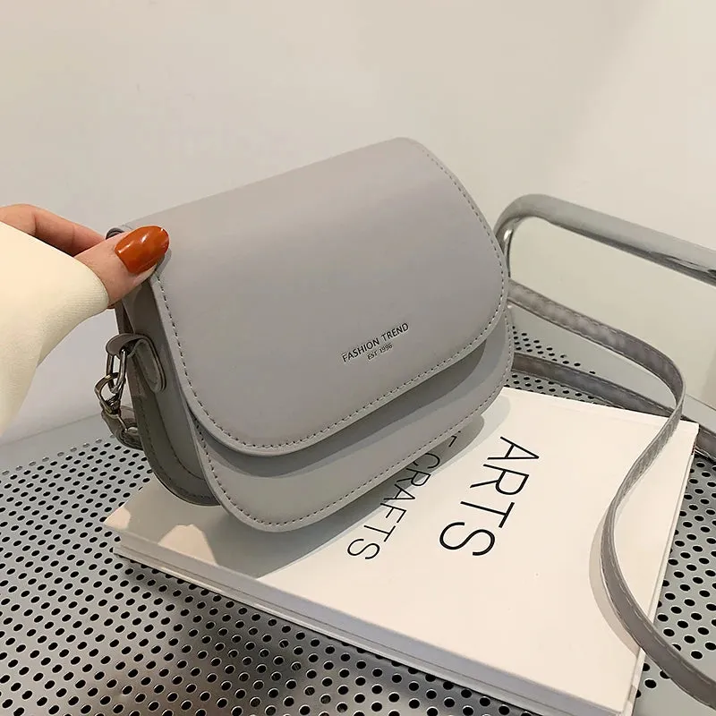 Women Trendy Saddle Shoulder Bag PU Leather Crossbody Bag Simple Solid Color Flap Messenger Bag Designer Handbags Pouch